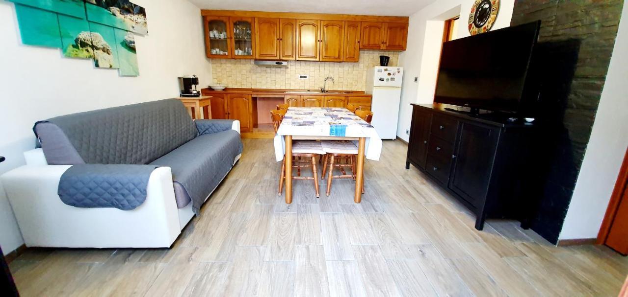 Appartamento Porto Frailis 토르톨리 외부 사진