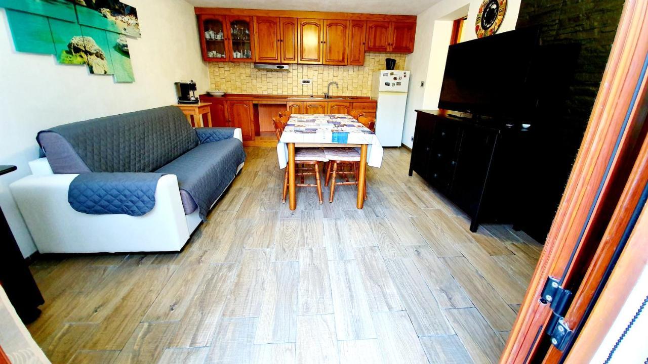 Appartamento Porto Frailis 토르톨리 외부 사진